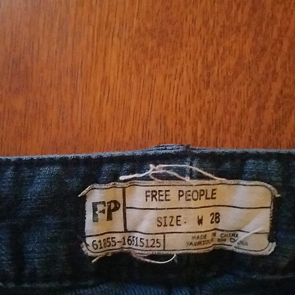 Jeans - Picture 2 of 2